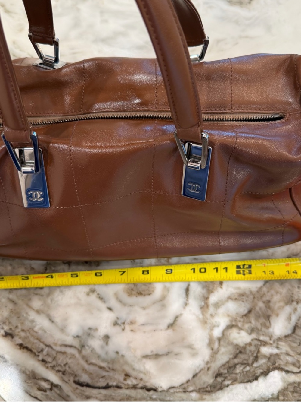 ✨CHANEL Chocolate Bar Brown Quilted Leather Duffel Bag with Silver Hardware - Picture 12 of 17